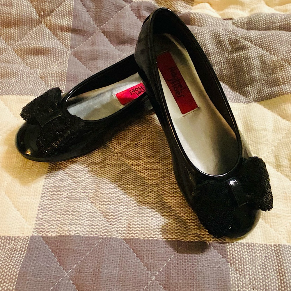Black patent flats